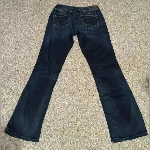 Silvers Suki Mid Rise Slim Bootcut Jeans - Picture 2 of 8